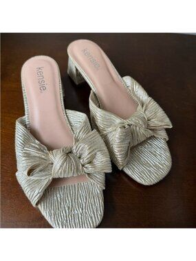 Kensie Metallic Gold Knot-Front Block Heel sandal Mules